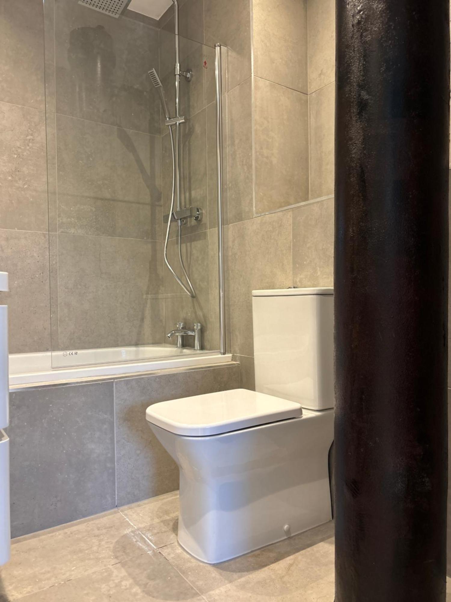 Manchester Apt, Free Parking, Business, Couples & Families Eksteriør billede